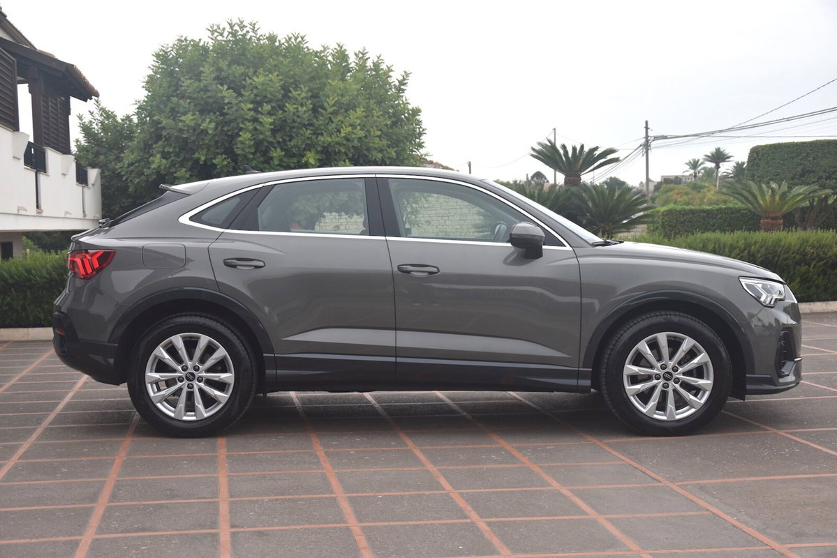 Audi Q3 Sportback 35 TDI quattro S tronic Business Plus (4)