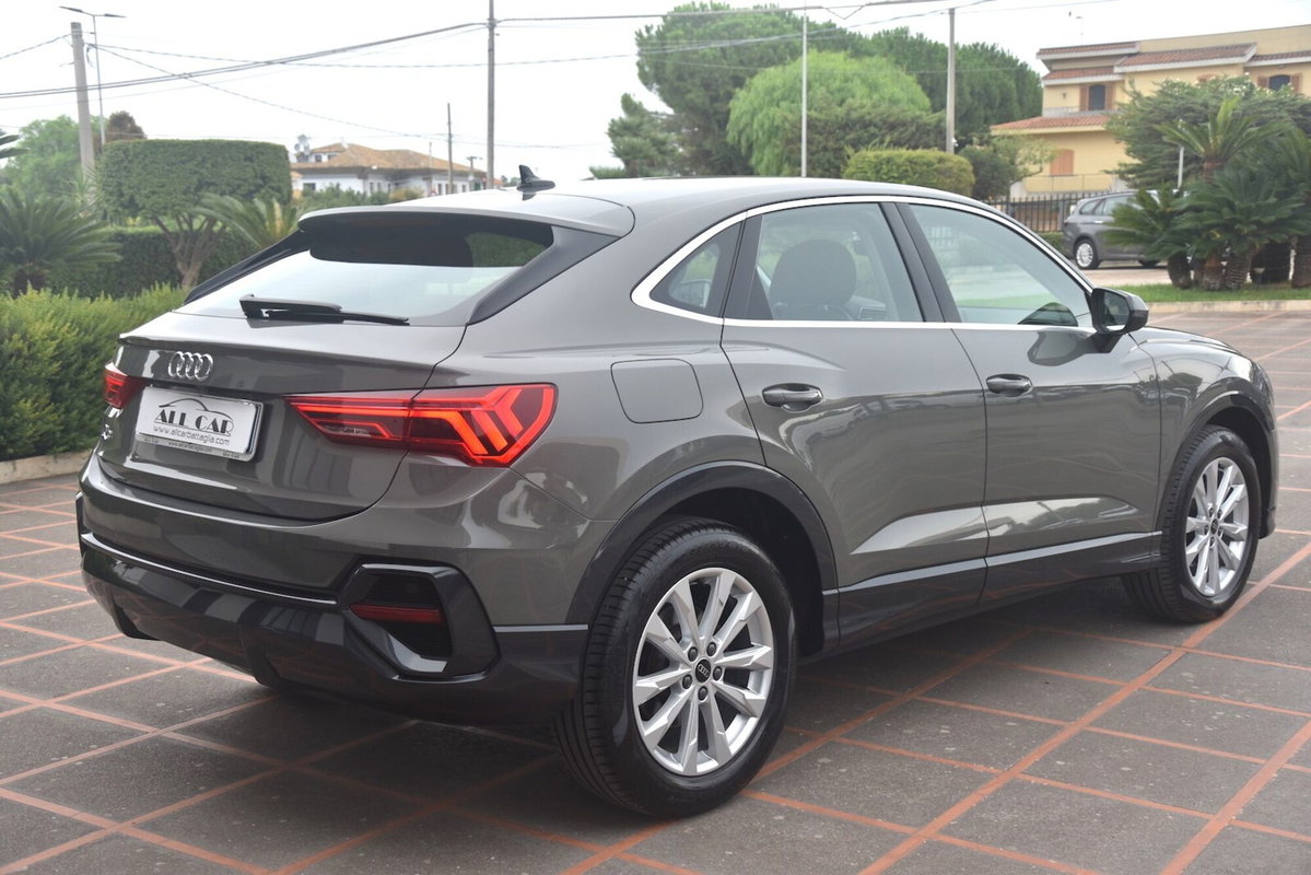 Audi Q3 Sportback 35 TDI quattro S tronic Business Plus (7)