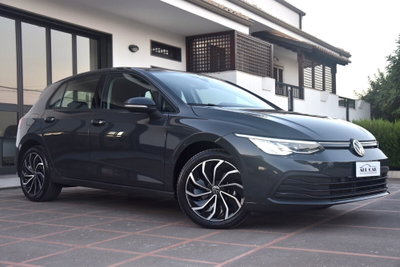 Volkswagen Golf 2.0 TDI SCR Life usata
