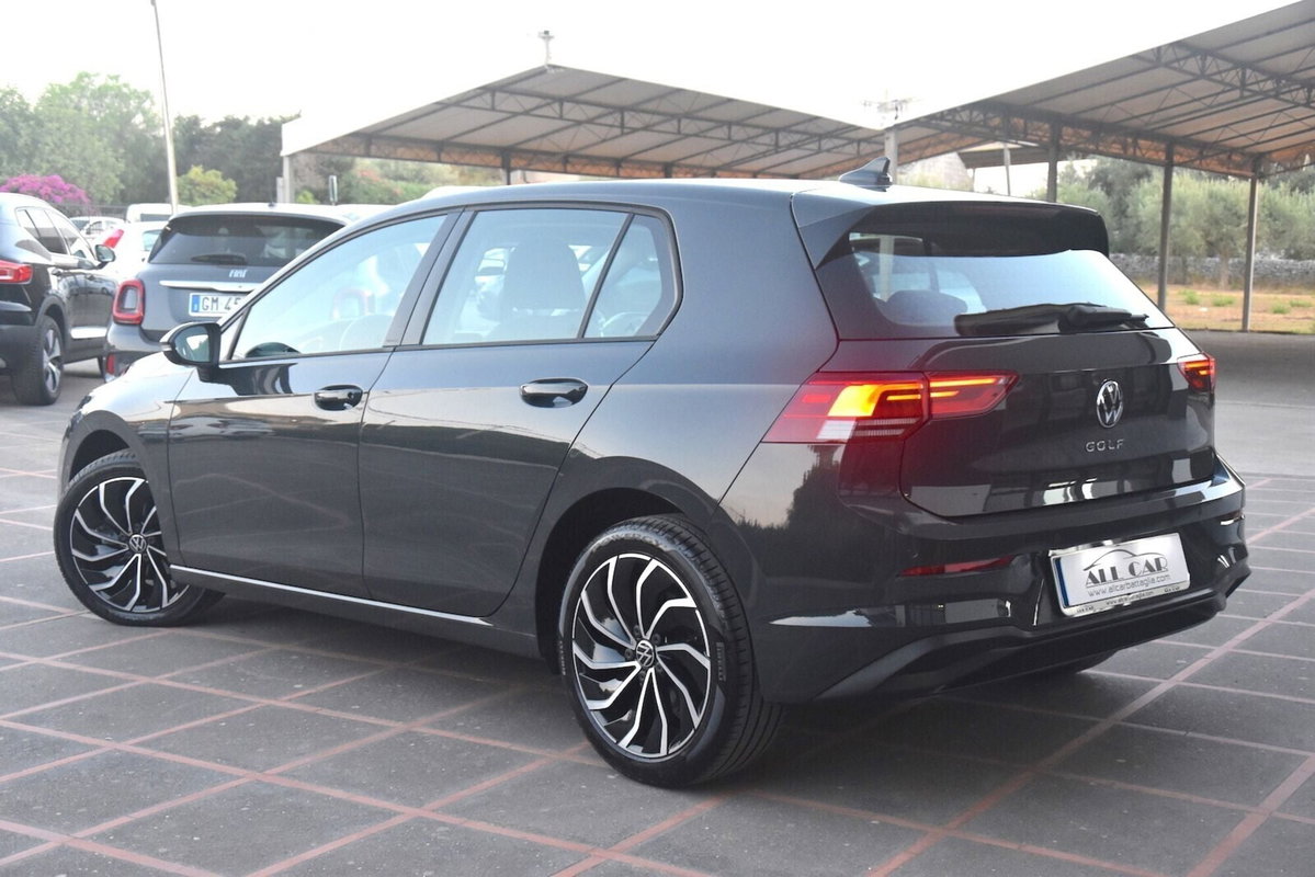 Volkswagen Golf 2.0 TDI SCR Life (4)