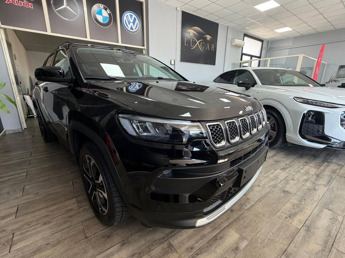 Jeep Compass 1.5 Turbo T4 130CV MHEV 2WD Limited (2)