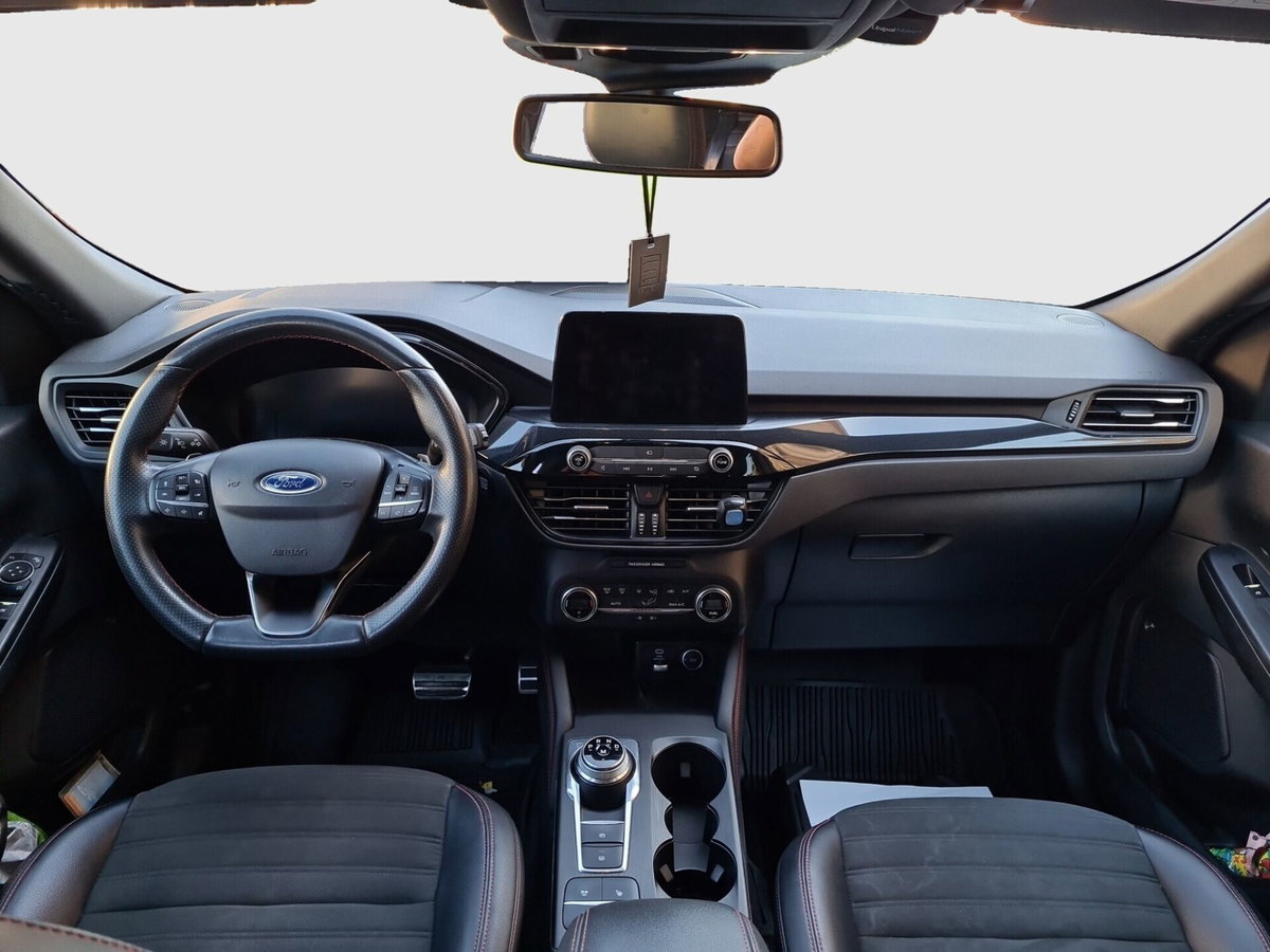 Ford Kuga 1.5 EcoBlue 120 CV 2WD ST-Line (11)