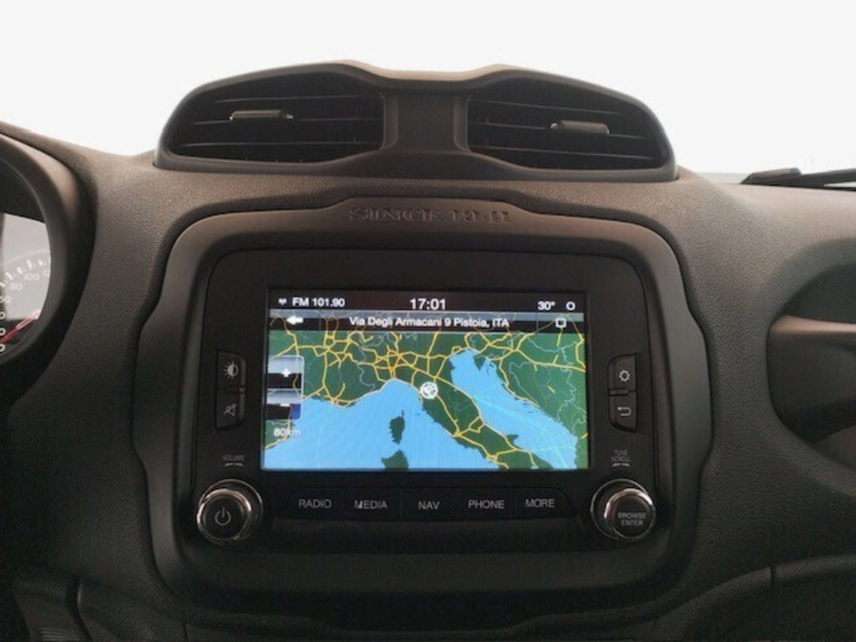 Jeep Renegade 1.6 Mjt 120 CV Limited (10)