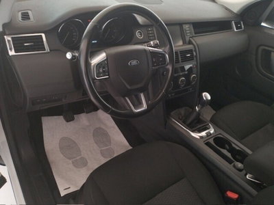 Land Rover Discovery Sport 2.0 TD4 150 CV SE (9)