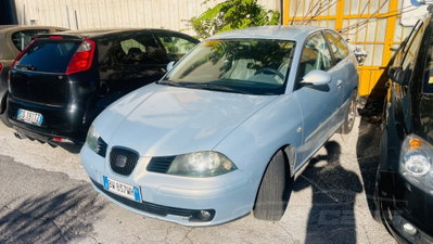 Audi A4 Avant 2.0 16V TDI multitr. Top (5)