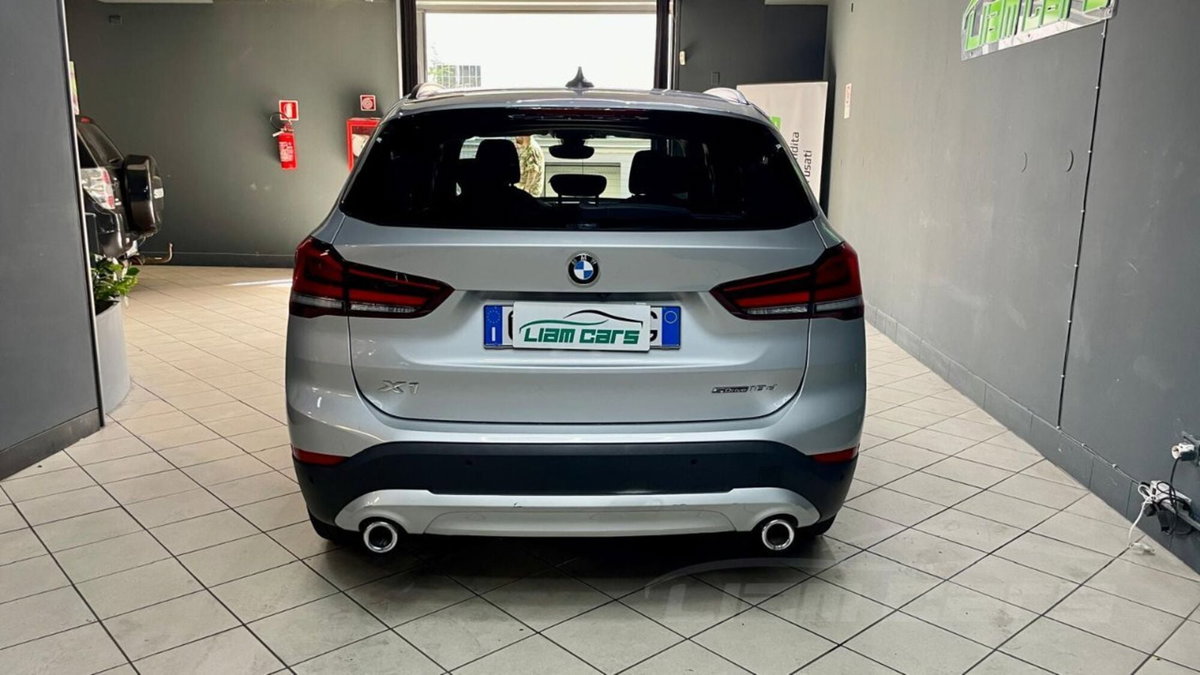 BMW X1 sDrive18d Business Advantage (5)