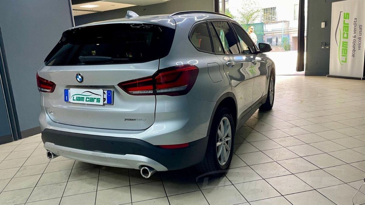 BMW X1 sDrive18d Business Advantage (6)