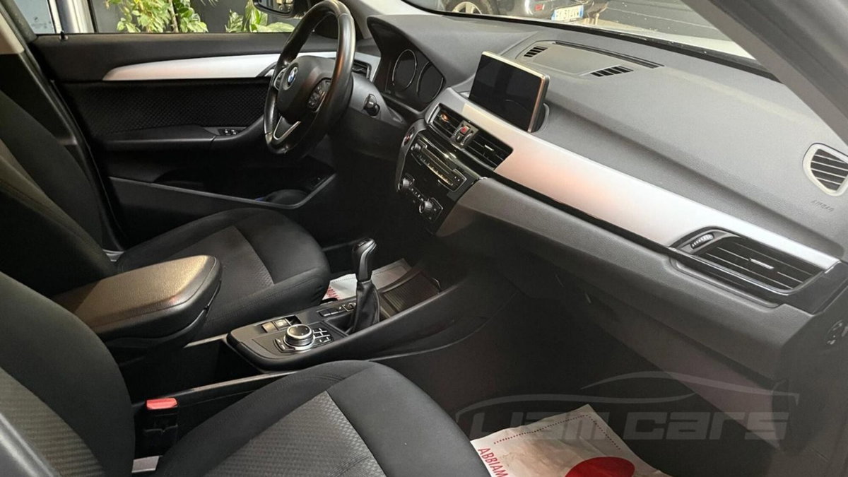 BMW X1 sDrive18d Business Advantage (7)
