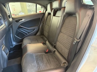 Mercedes-Benz Classe A 180 d Automatic Premium (12)