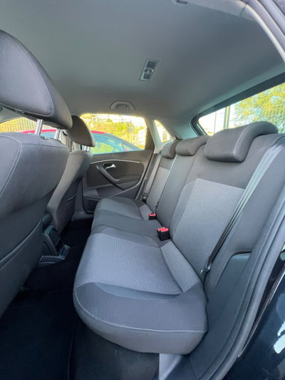 Volkswagen Polo 1.4 TDI 90 CV 5p. Comfortline BlueMotion Technology (13)