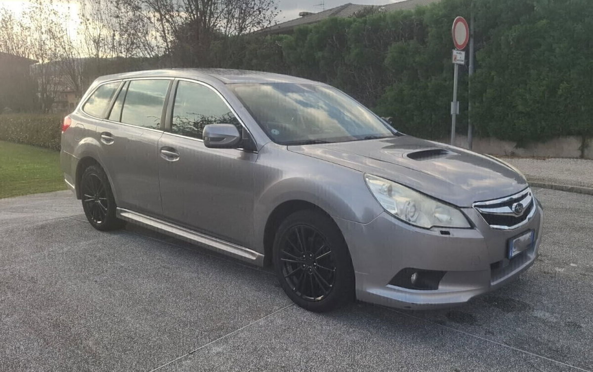 Subaru Legacy Station Wagon 2.0D SW Trend (4)