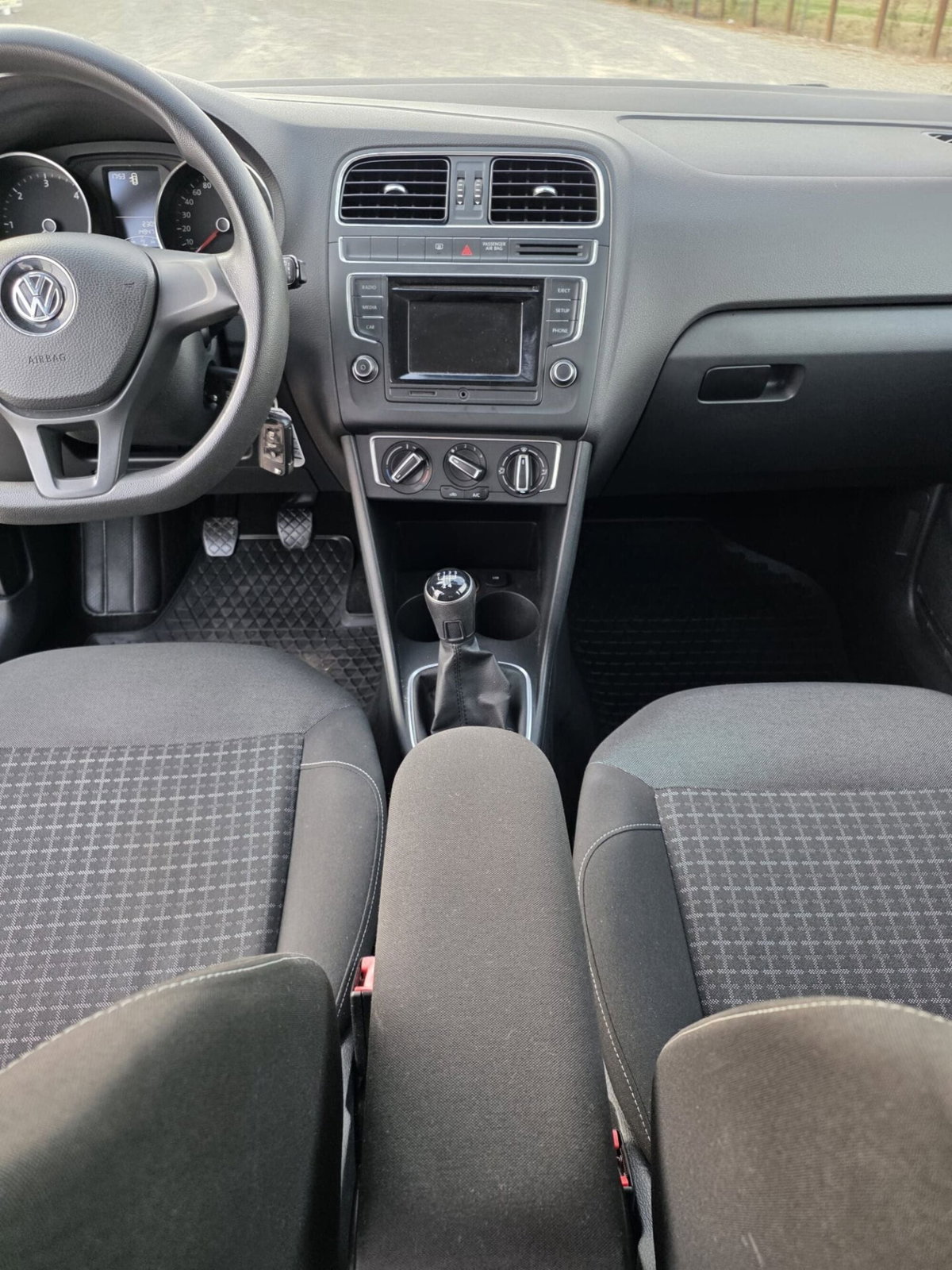 Volkswagen Polo 1.4 TDI 5p. Trendline BlueMotion Technology (10)