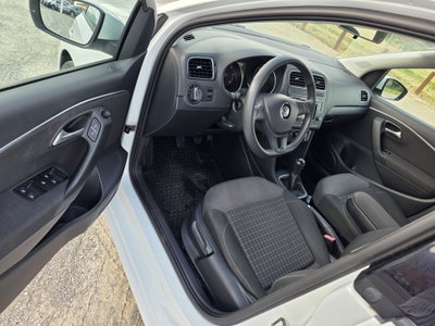 Volkswagen Polo 1.4 TDI 5p. Trendline BlueMotion Technology (11)