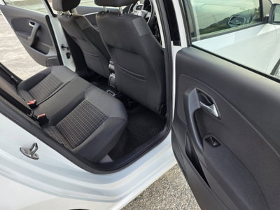 Volkswagen Polo 1.4 TDI 5p. Trendline BlueMotion Technology (13)
