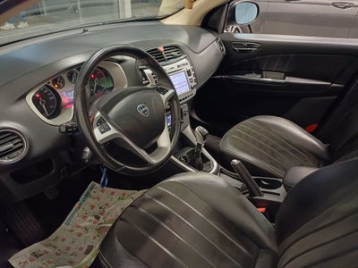Lancia Delta 1.6 MJT DPF Platino (11)