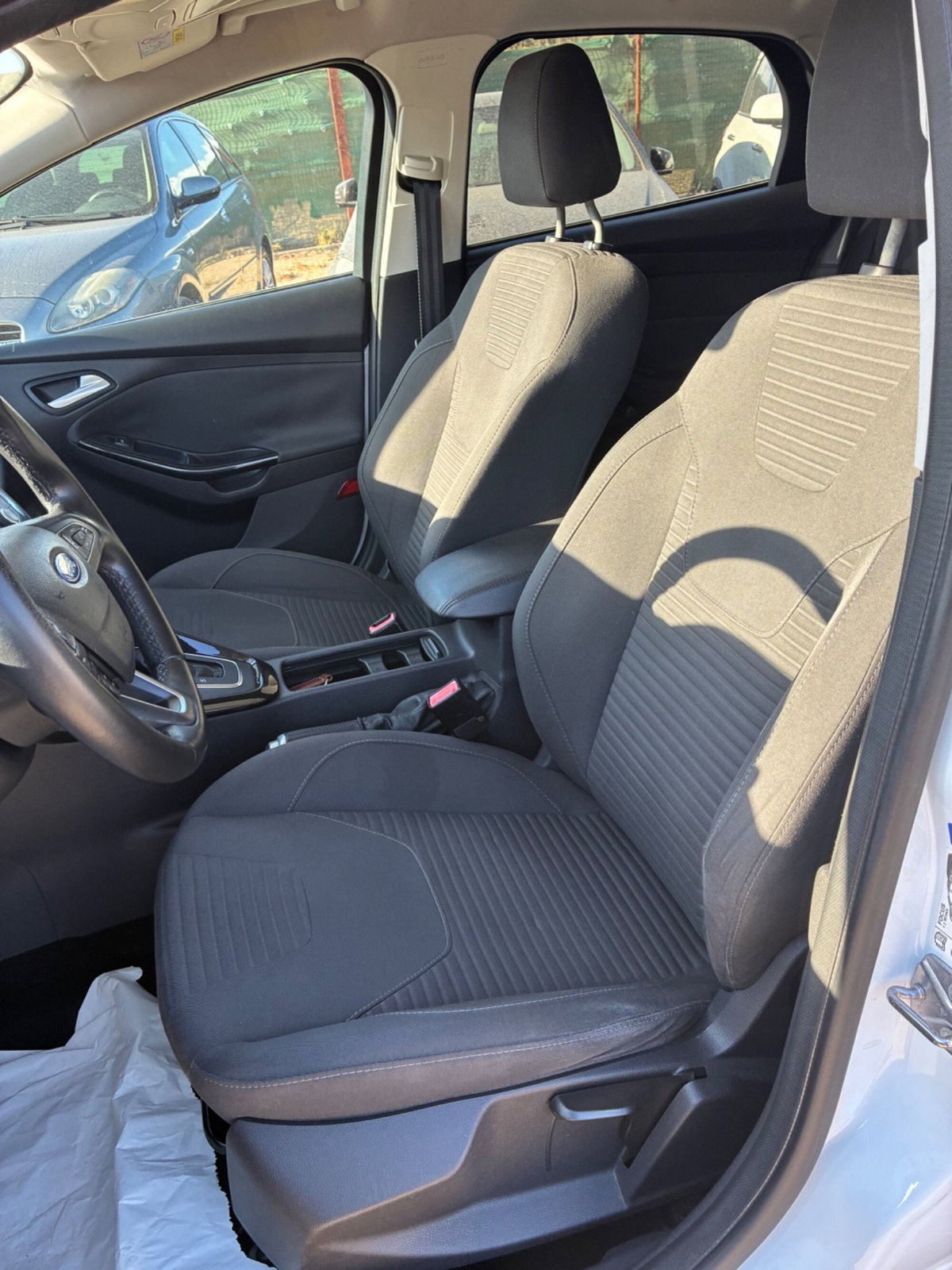 Ford Focus 1.5 TDCi 120 CV Start&Stop Powershift Titanium (10)