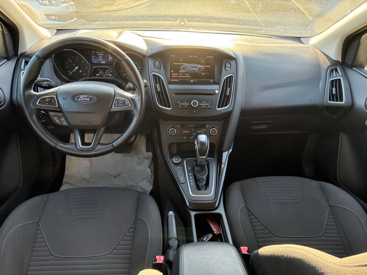 Ford Focus 1.5 TDCi 120 CV Start&Stop Powershift Titanium (14)