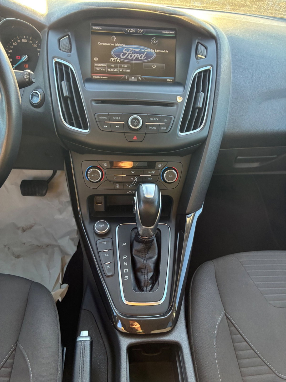 Ford Focus 1.5 TDCi 120 CV Start&Stop Powershift Titanium (16)