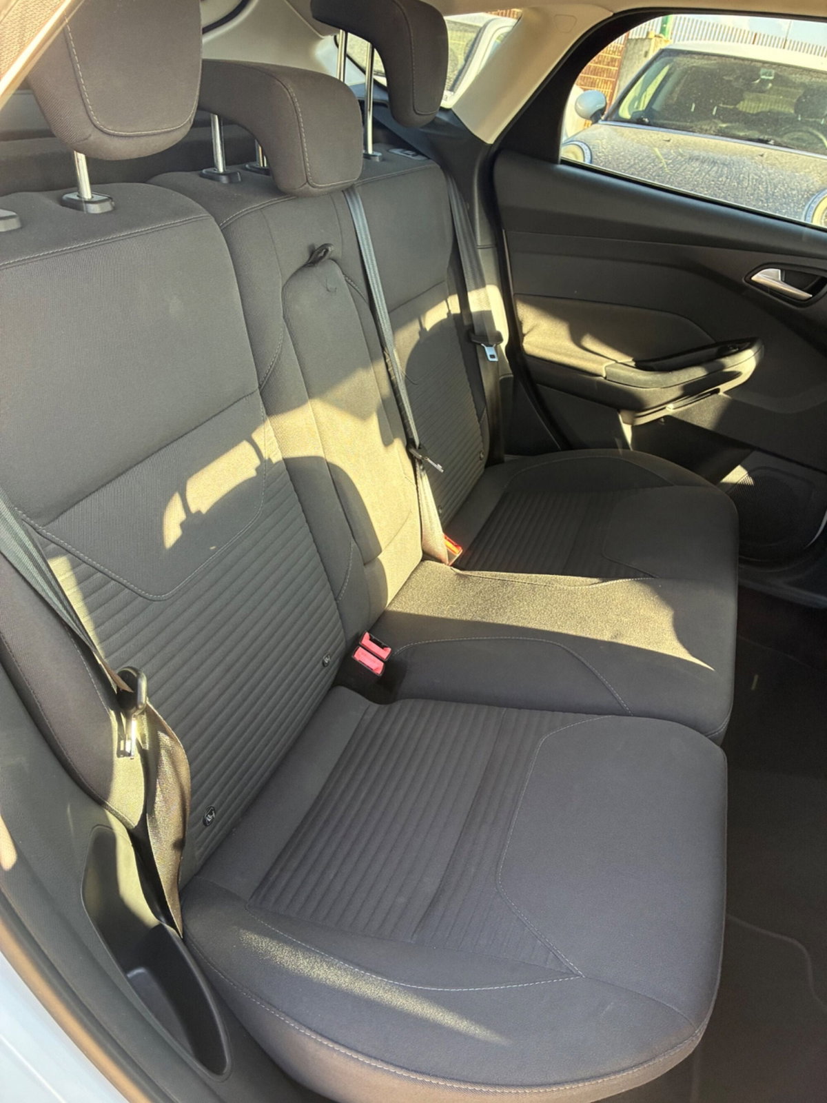 Ford Focus 1.5 TDCi 120 CV Start&Stop Powershift Titanium (17)