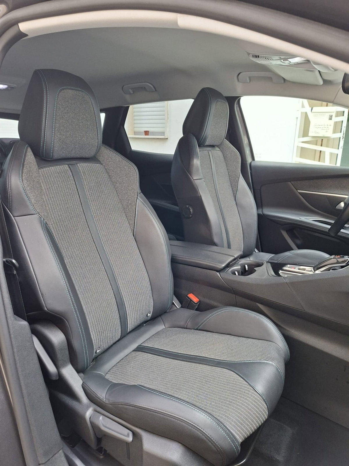 Peugeot 3008 BlueHDi 130 S&S EAT8 Allure Pack (17)