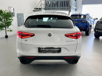 Alfa Romeo Stelvio Stelvio 2.2 Turbodiesel 190 CV AT8 Q4 Super Business (11)