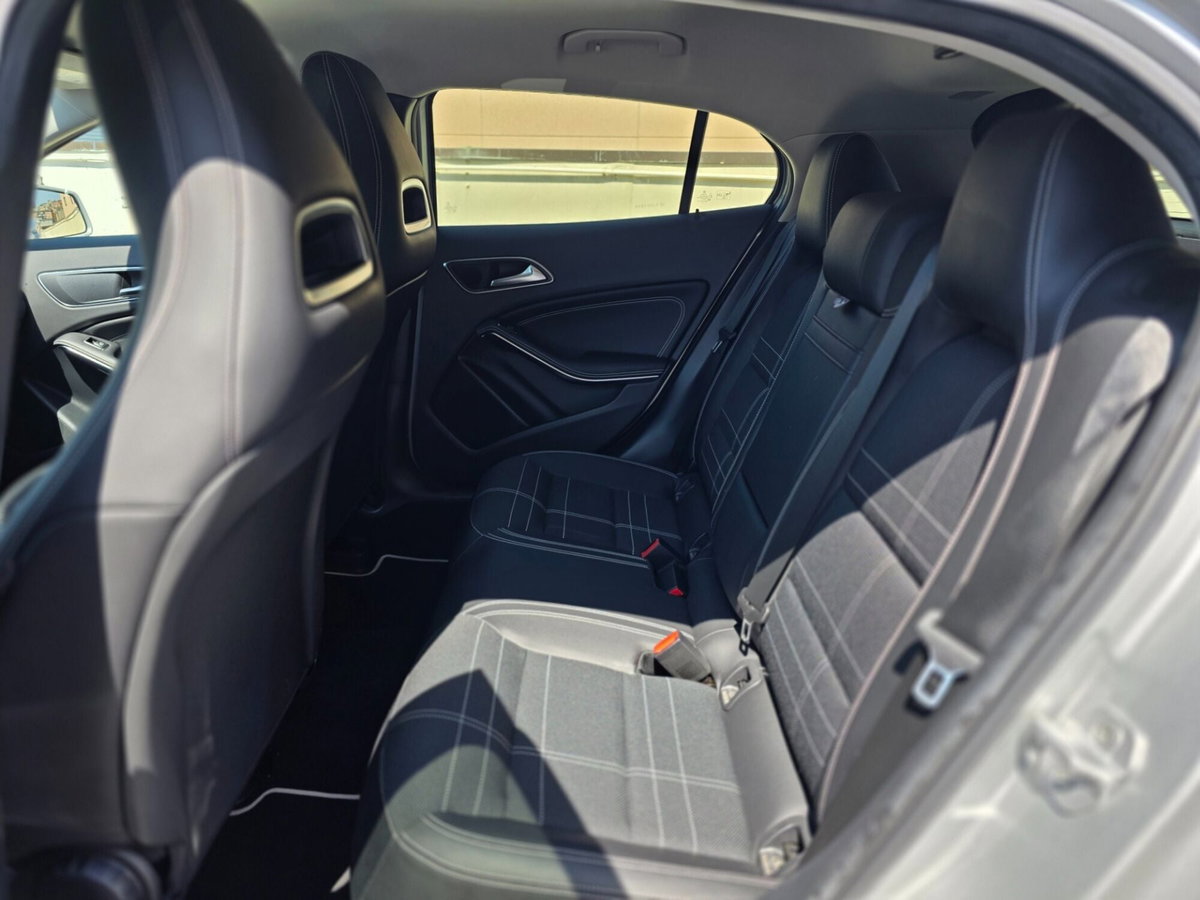 Mercedes-Benz GLA SUV 200 CDI Automatic Sport (16)