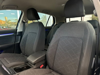 Volkswagen Golf 2.0 TDI SCR Life (10)