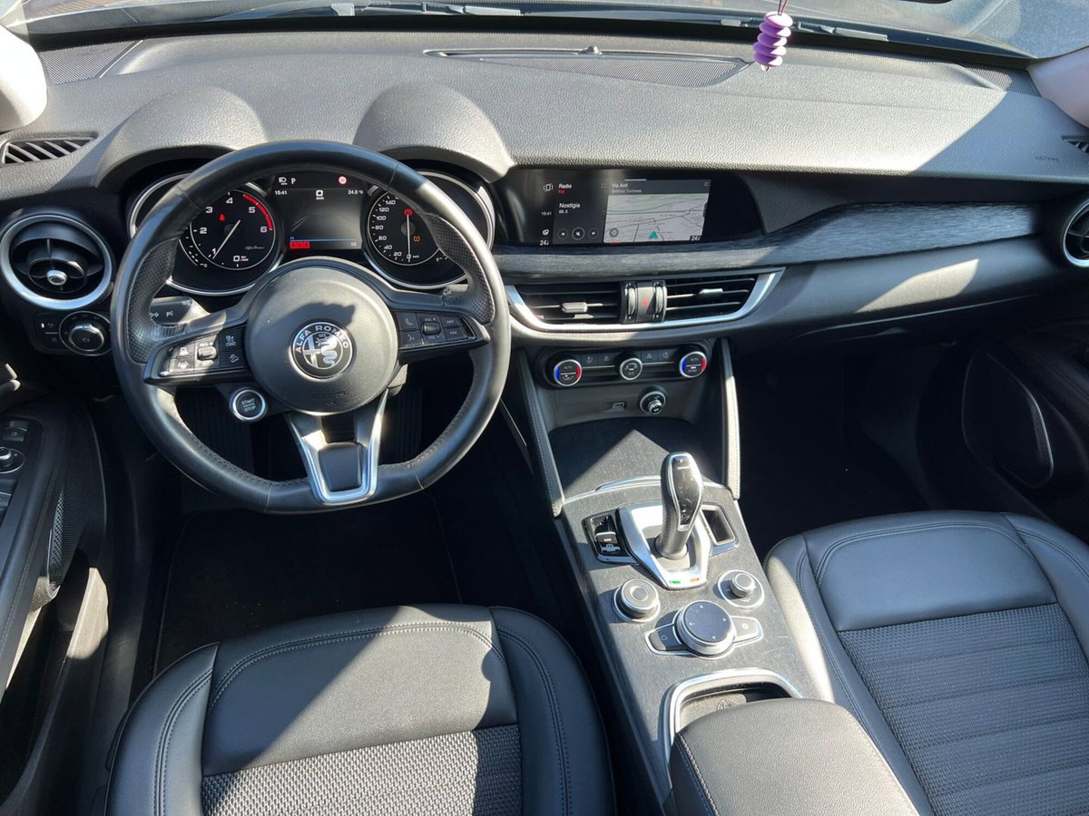 Alfa Romeo Stelvio Stelvio 2.2 Turbodiesel 190 CV AT8 Q4 Super Business (18)