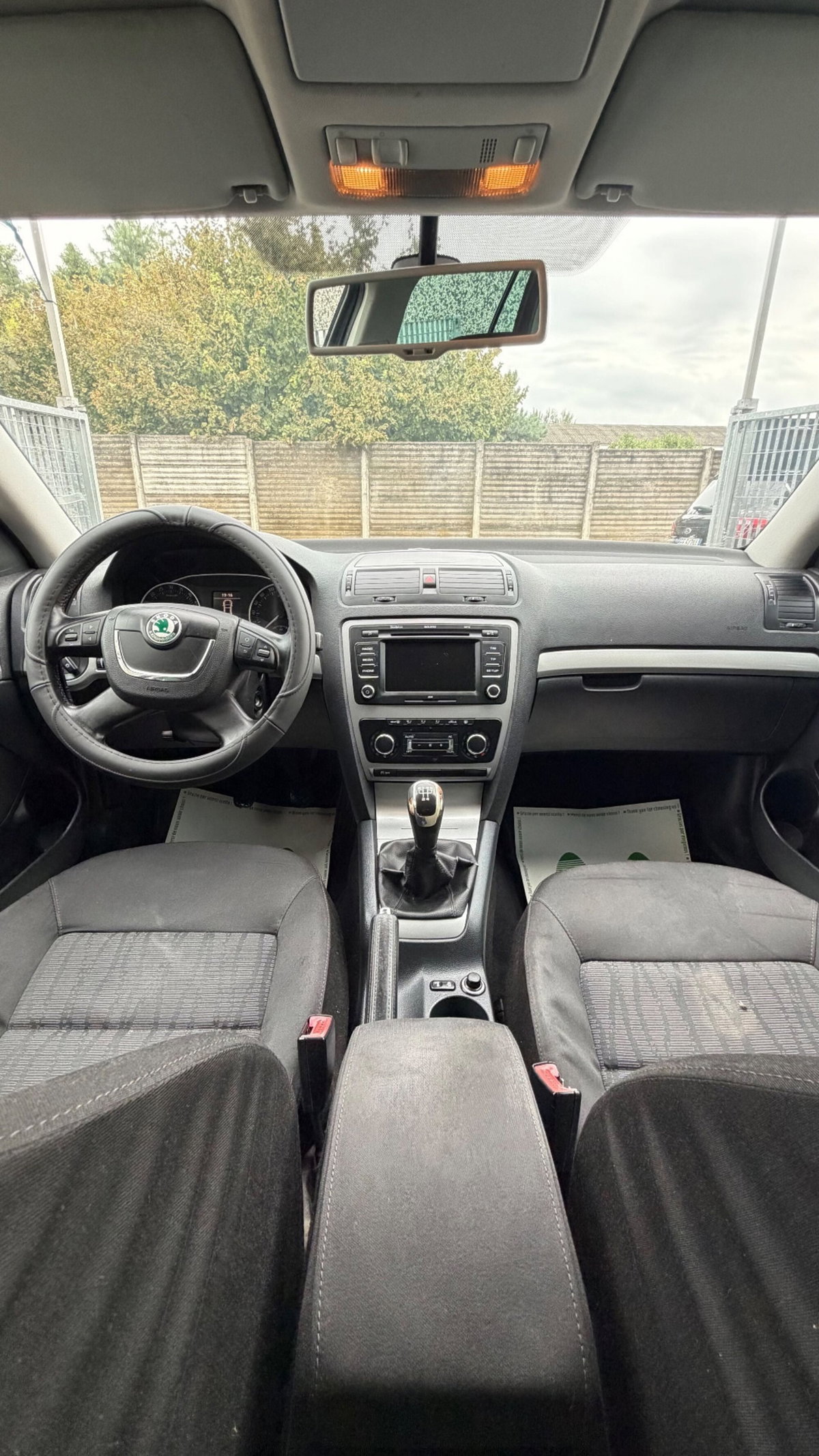 Skoda Octavia 1.6 TDI CR F.AP. DSG Elegance (14)