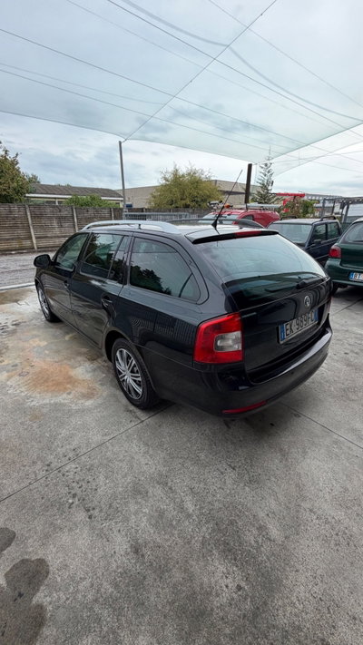 Skoda Octavia 1.6 TDI CR F.AP. DSG Elegance (8)