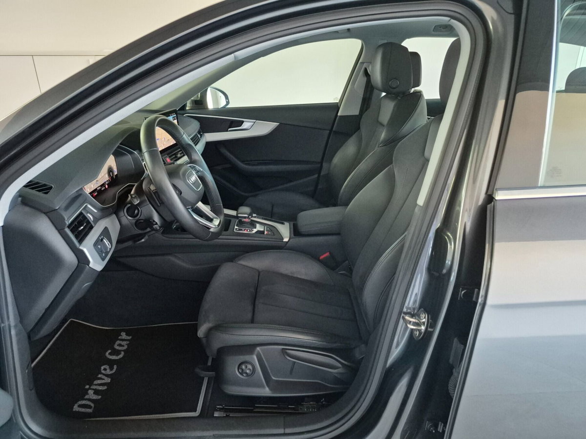 Audi A4 Avant 40 TFSI quattro S tronic S line edition (13)