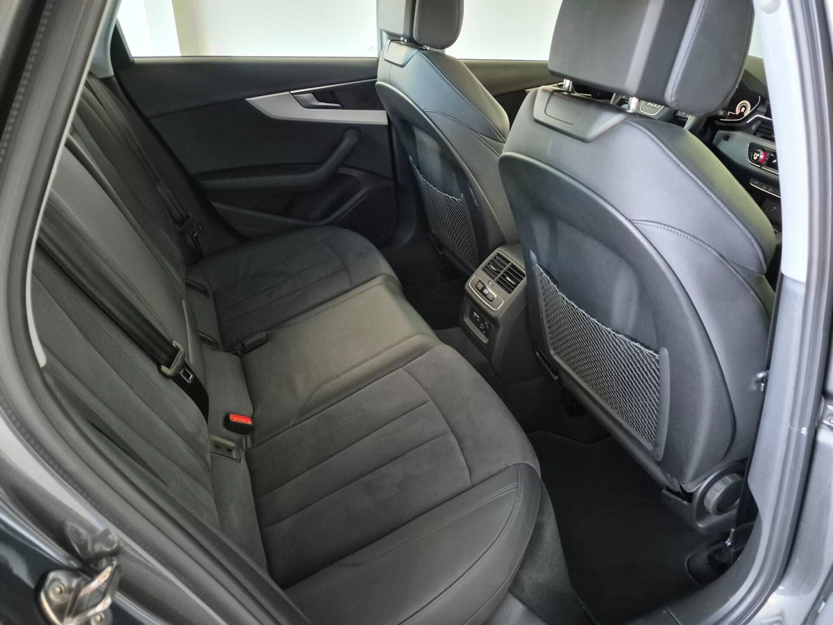 Audi A4 Avant 40 TFSI quattro S tronic S line edition (18)