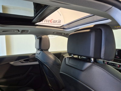 Audi A4 Avant 40 TFSI quattro S tronic S line edition (2)