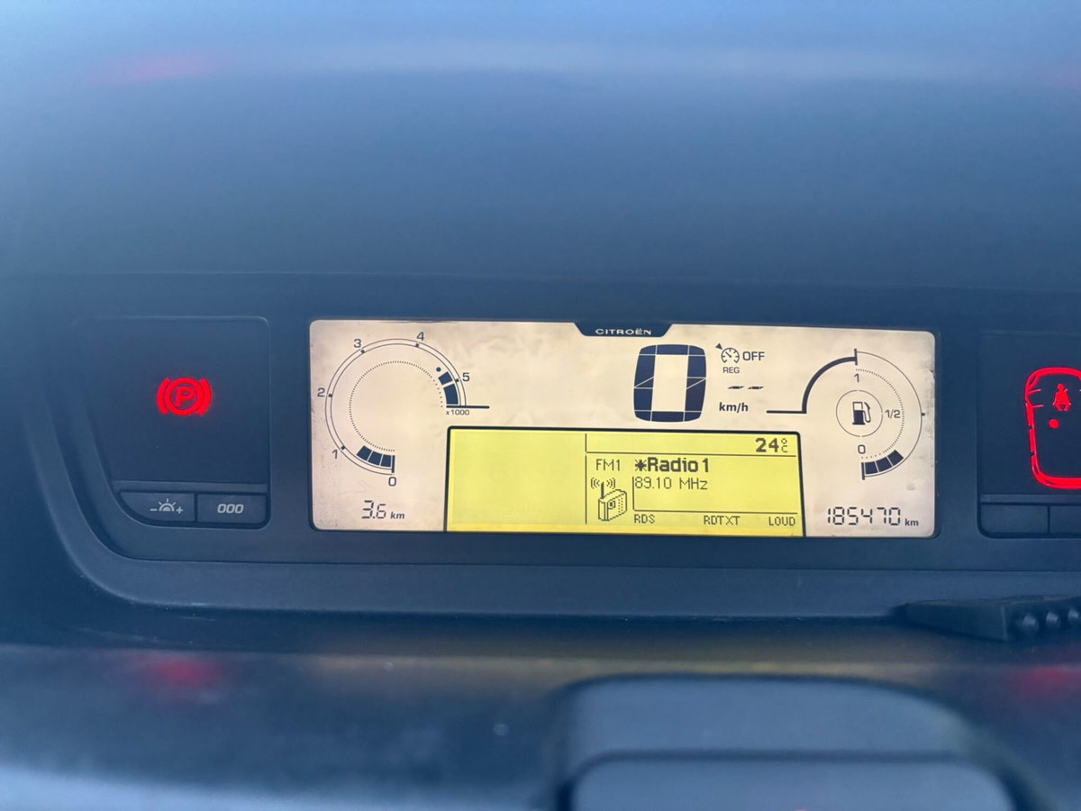 Citroen C4 Picasso 1.6 HDi 110 FAP Style (12)