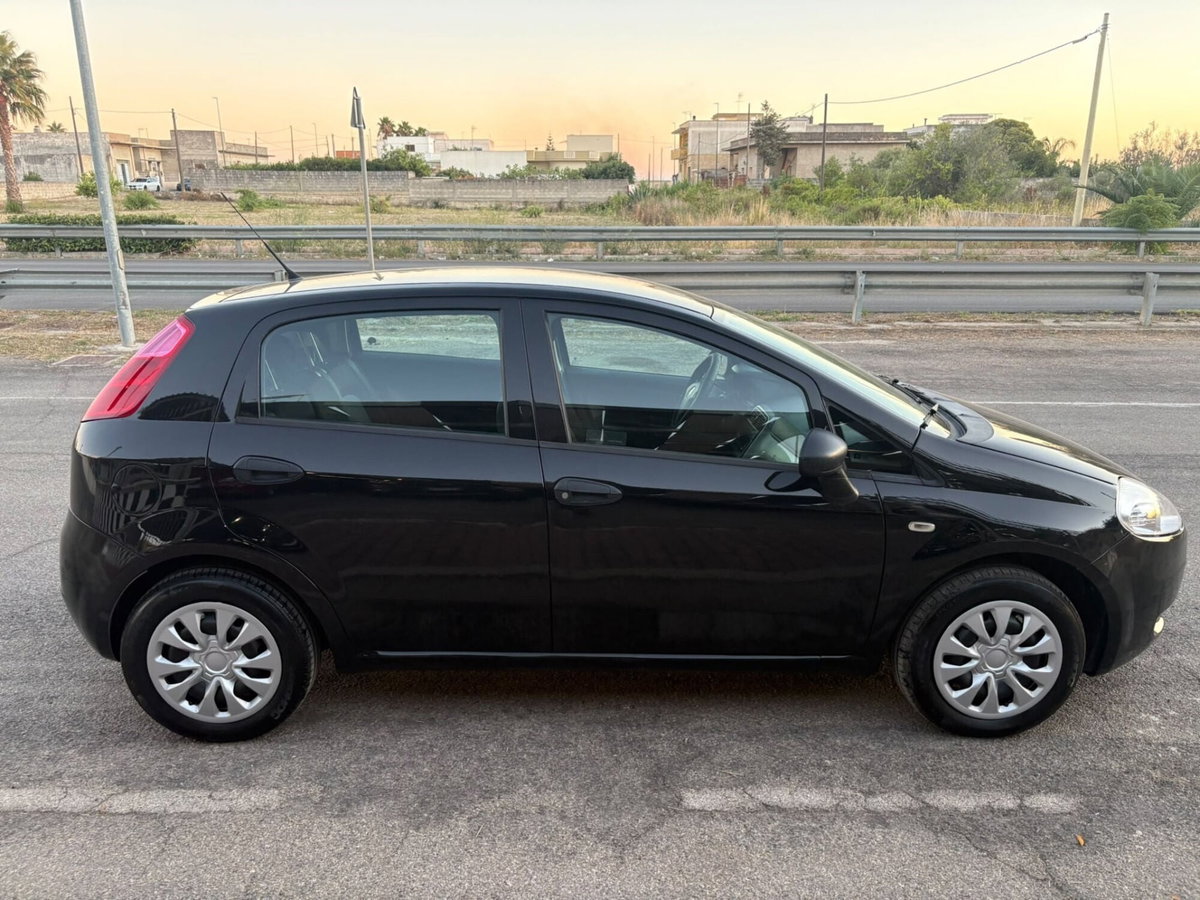 Fiat Grande Punto 1.2 5 porte Actual (4)