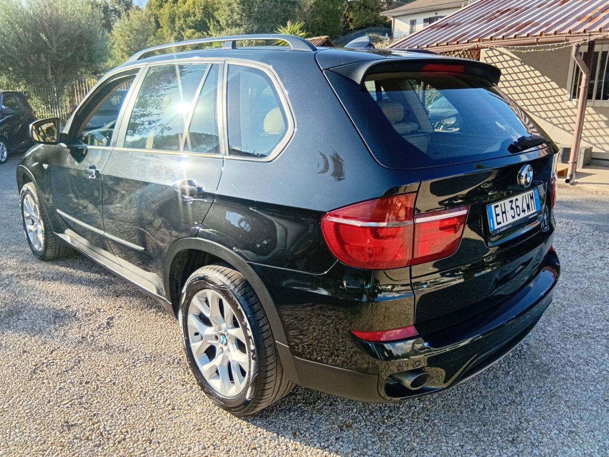 BMW X5 xDrive30d Attiva (3)