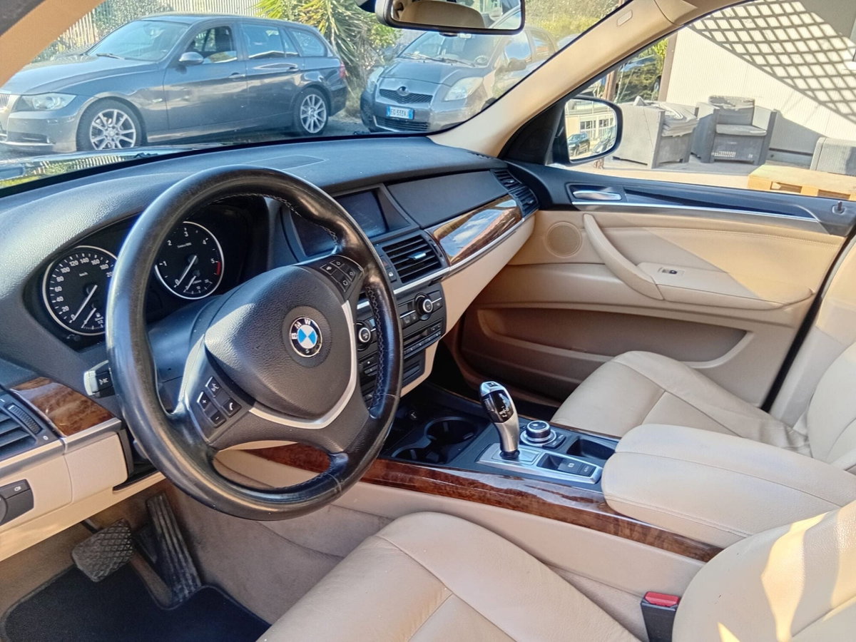 BMW X5 xDrive30d Attiva (8)