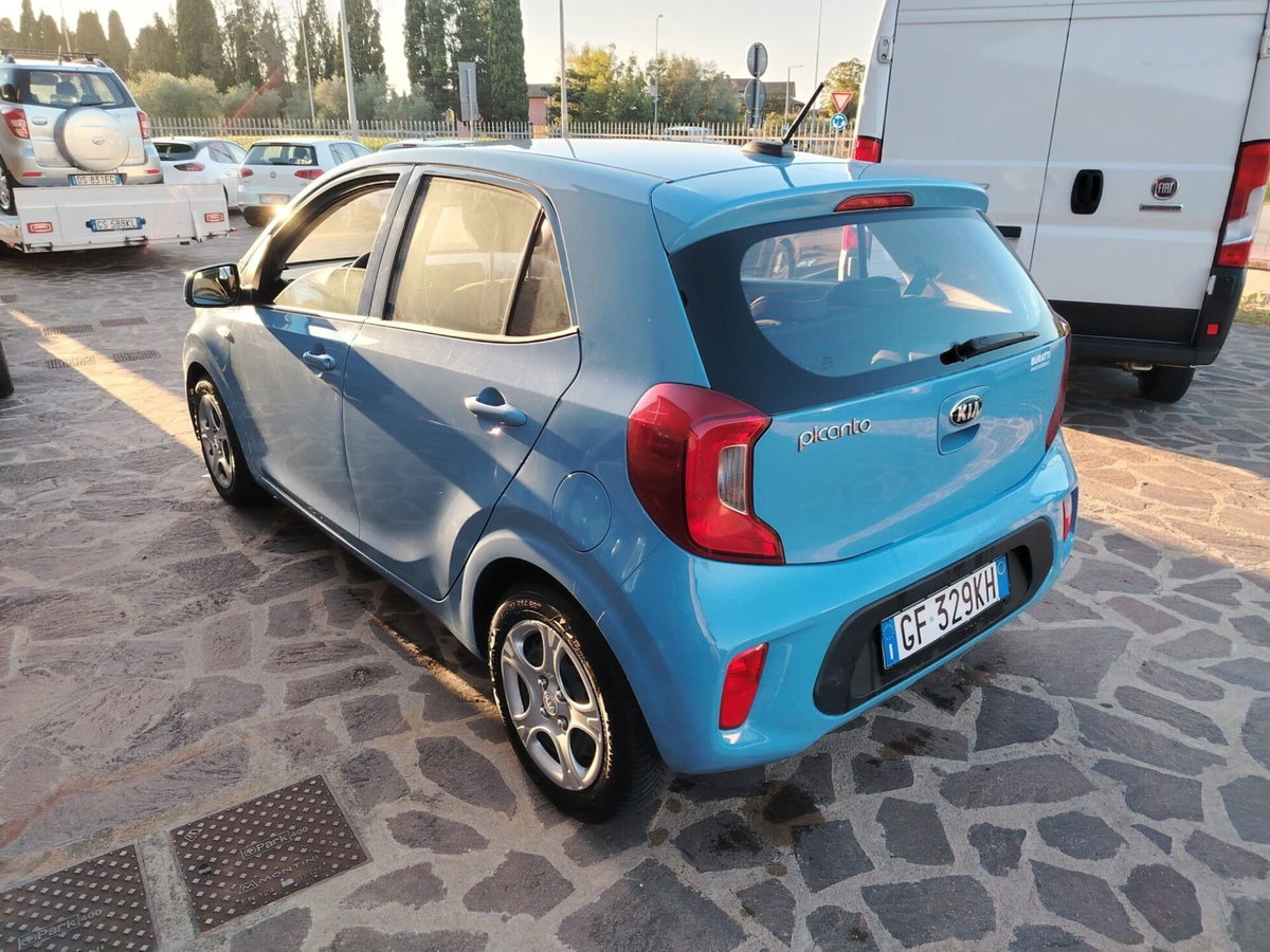 Kia Picanto 1.0 12V GPL 5 porte Urban (2)