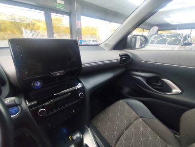 Toyota Yaris Cross 1.5 Hybrid 5p. E-CVT Lounge (13)