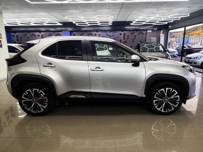 Toyota Yaris Cross 1.5 Hybrid 5p. E-CVT Lounge (4)