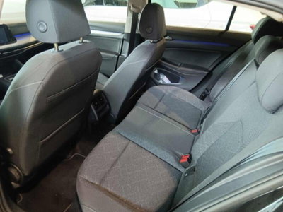 Volkswagen Golf 2.0 TDI 150 CV DSG SCR Life (11)