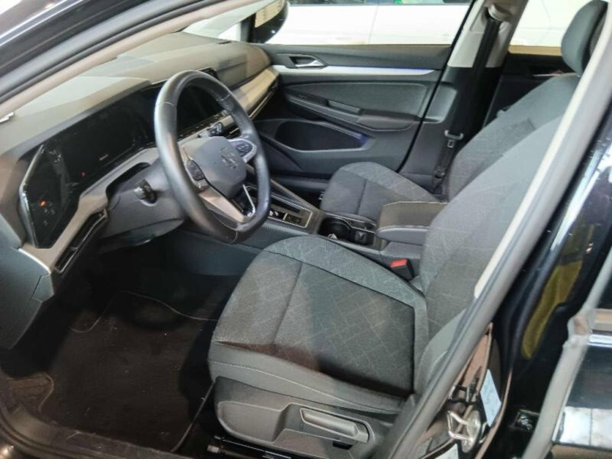 Volkswagen Golf 2.0 TDI 150 CV DSG SCR Life (9)