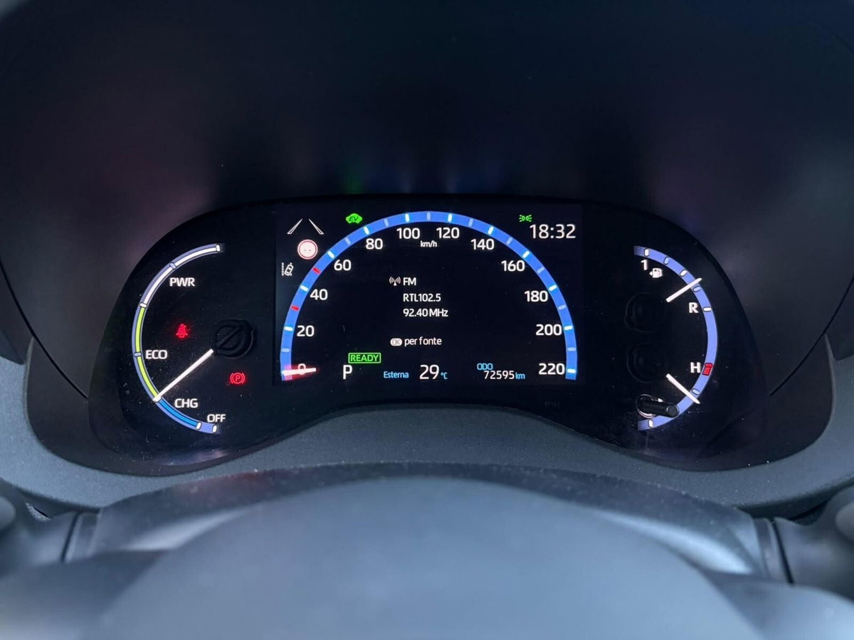 Toyota Yaris Cross 1.5 Hybrid 5p. E-CVT Trend (11)