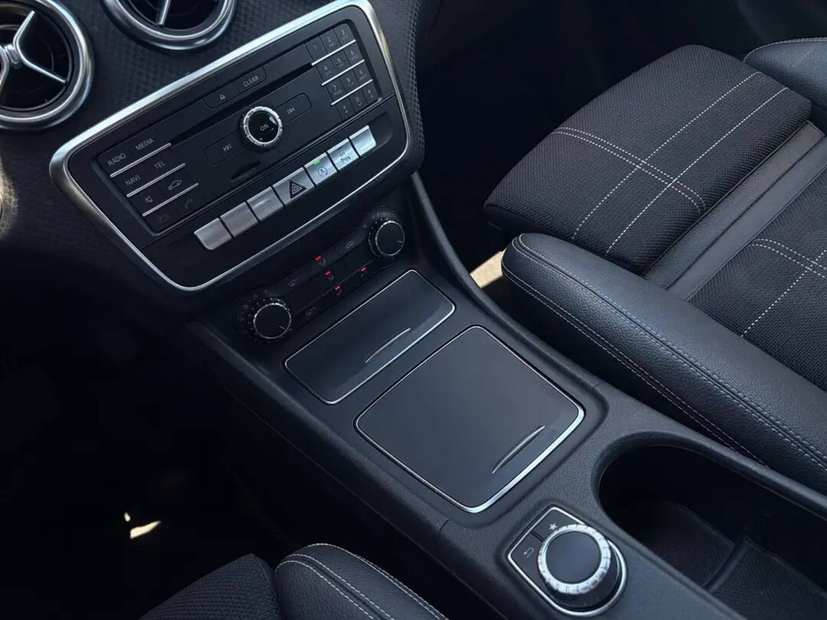 Mercedes-Benz Classe A 200 d Sport (13)