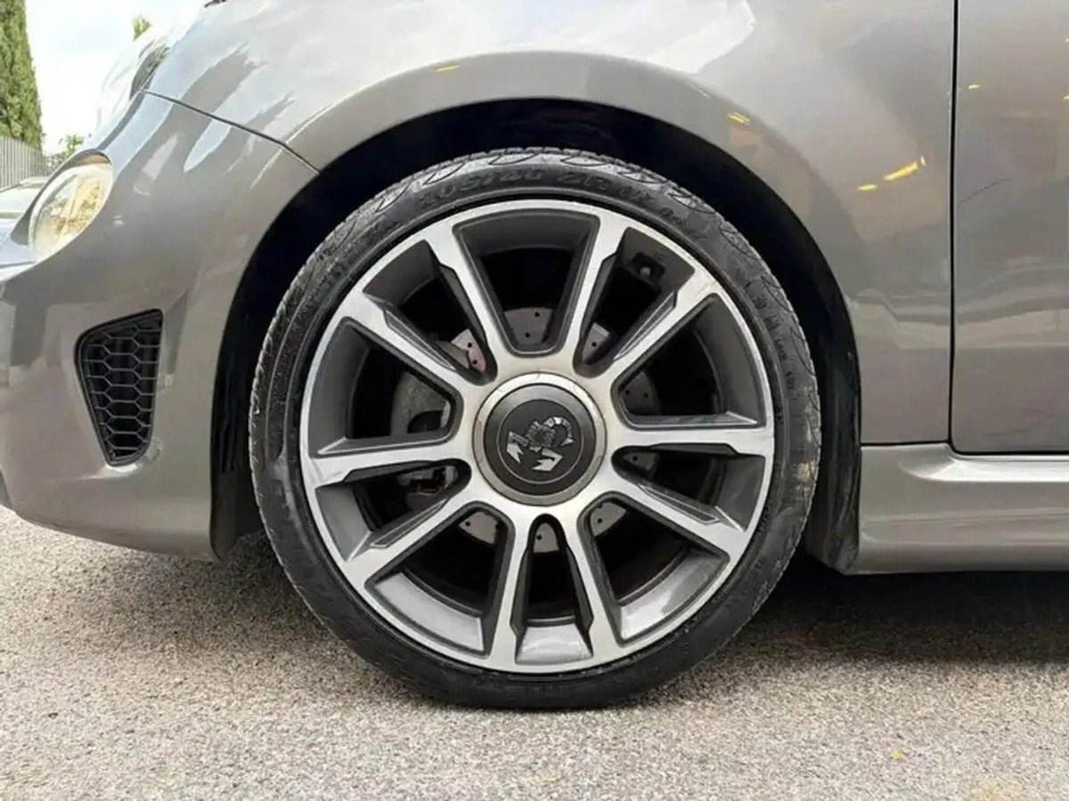 Abarth 595 595 1.4 Turbo T-Jet 165 CV Turismo (8)