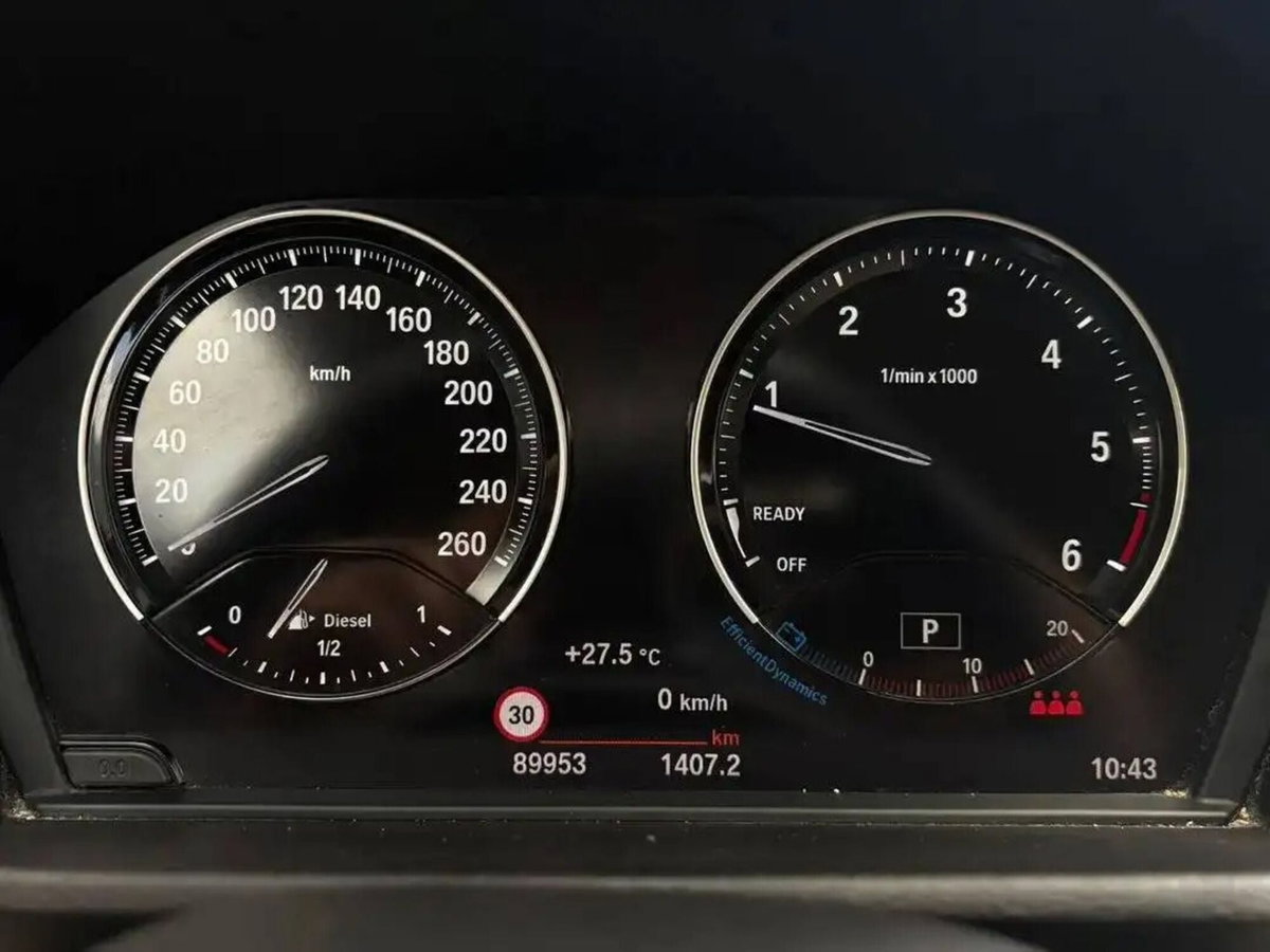 BMW X1 xDrive20d xLine Plus (10)