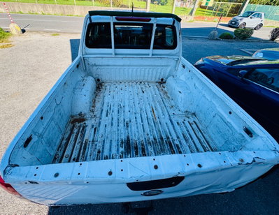Nissan Navara 2.3 dCi 4WD Double Cab N-Connecta (10)