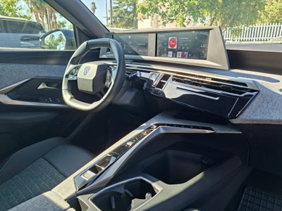 Peugeot 3008 1.2 hybrid Allure 145cv e-dcs6 (10)