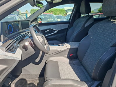 Peugeot 3008 1.2 hybrid Allure 145cv e-dcs6 (11)