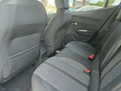 Peugeot 2008 1.2 turbo Allure 100cv (15)